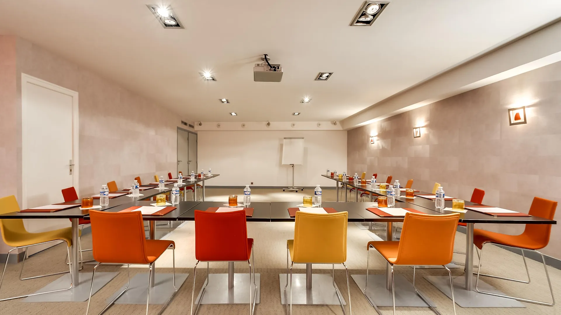 Pavillon Nation Hotel Paris