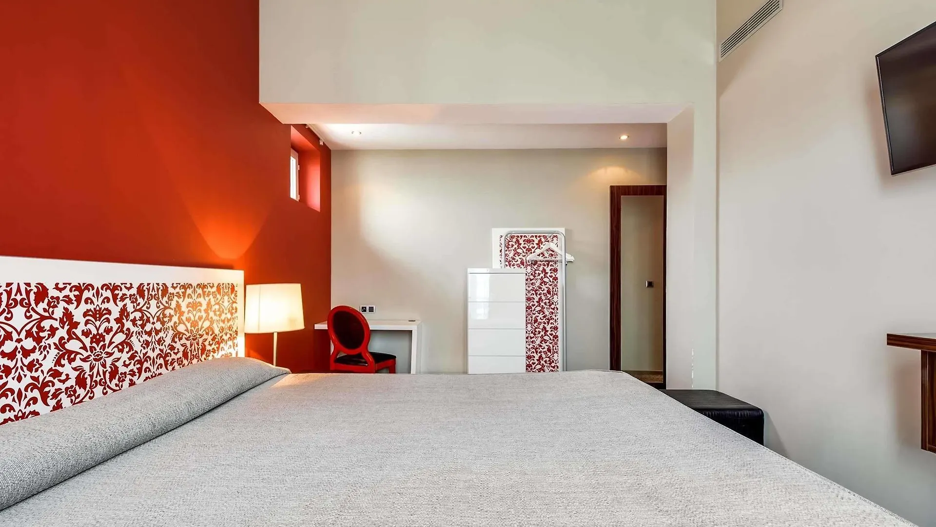 Pavillon Nation Hotel Paris