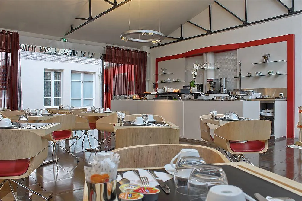 Hotel Pavillon Nation Parigi 3*,